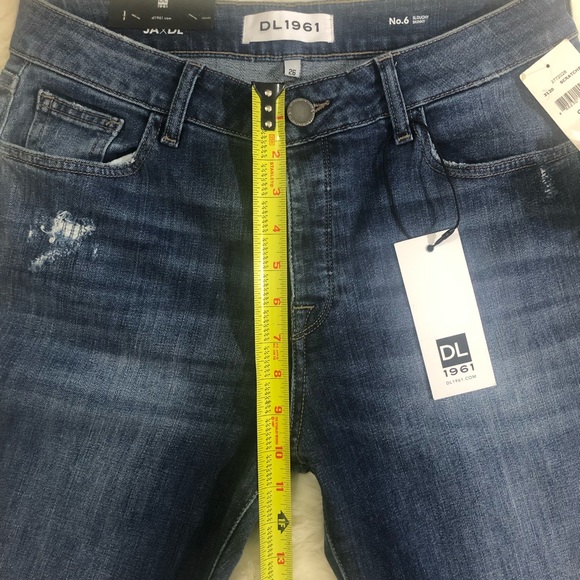 DL 1961 Slouchy Skinny Jeans - Picture 4 of 8